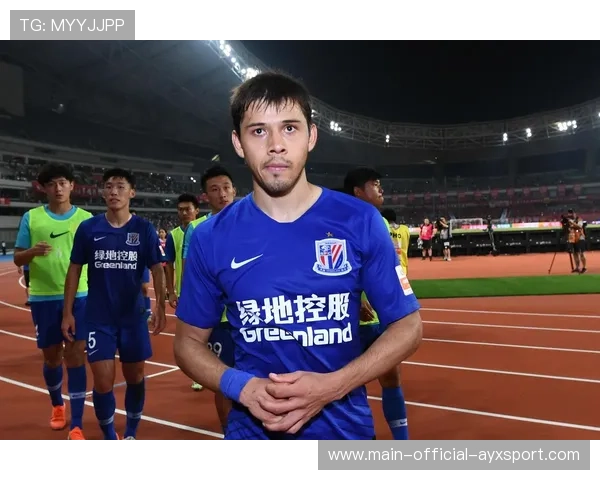 上海绿地申花阵容轮换频繁，团队默契受影响，上海绿地申花队球员名单